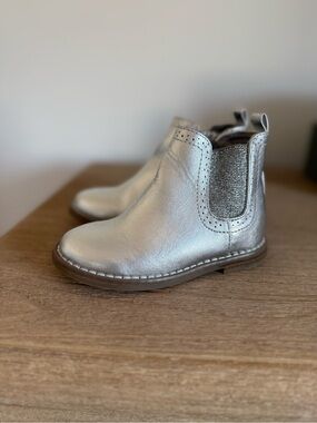 Gap Silver toddler girl boots